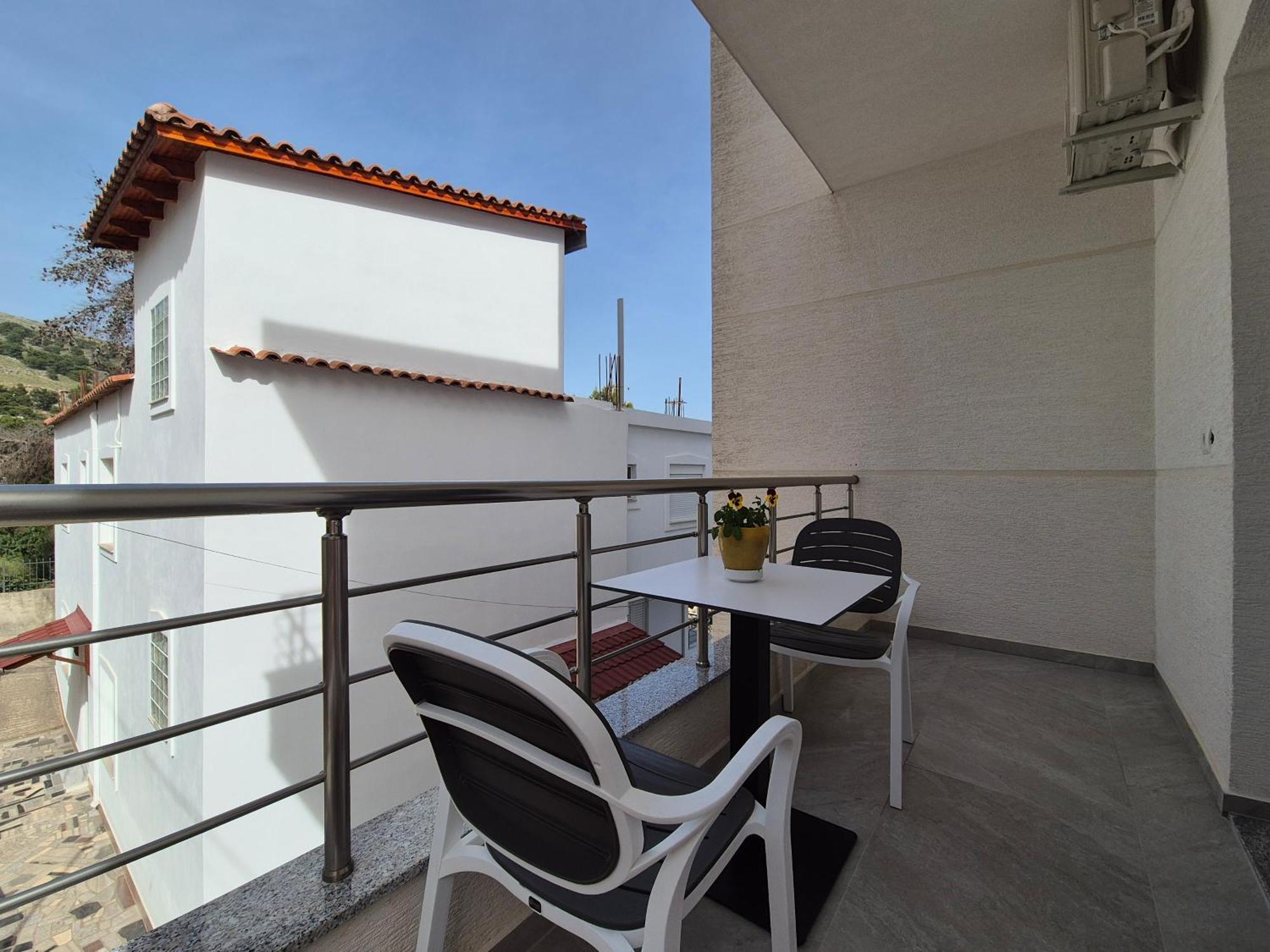 Vila Roxhest Sarandë 外观 照片