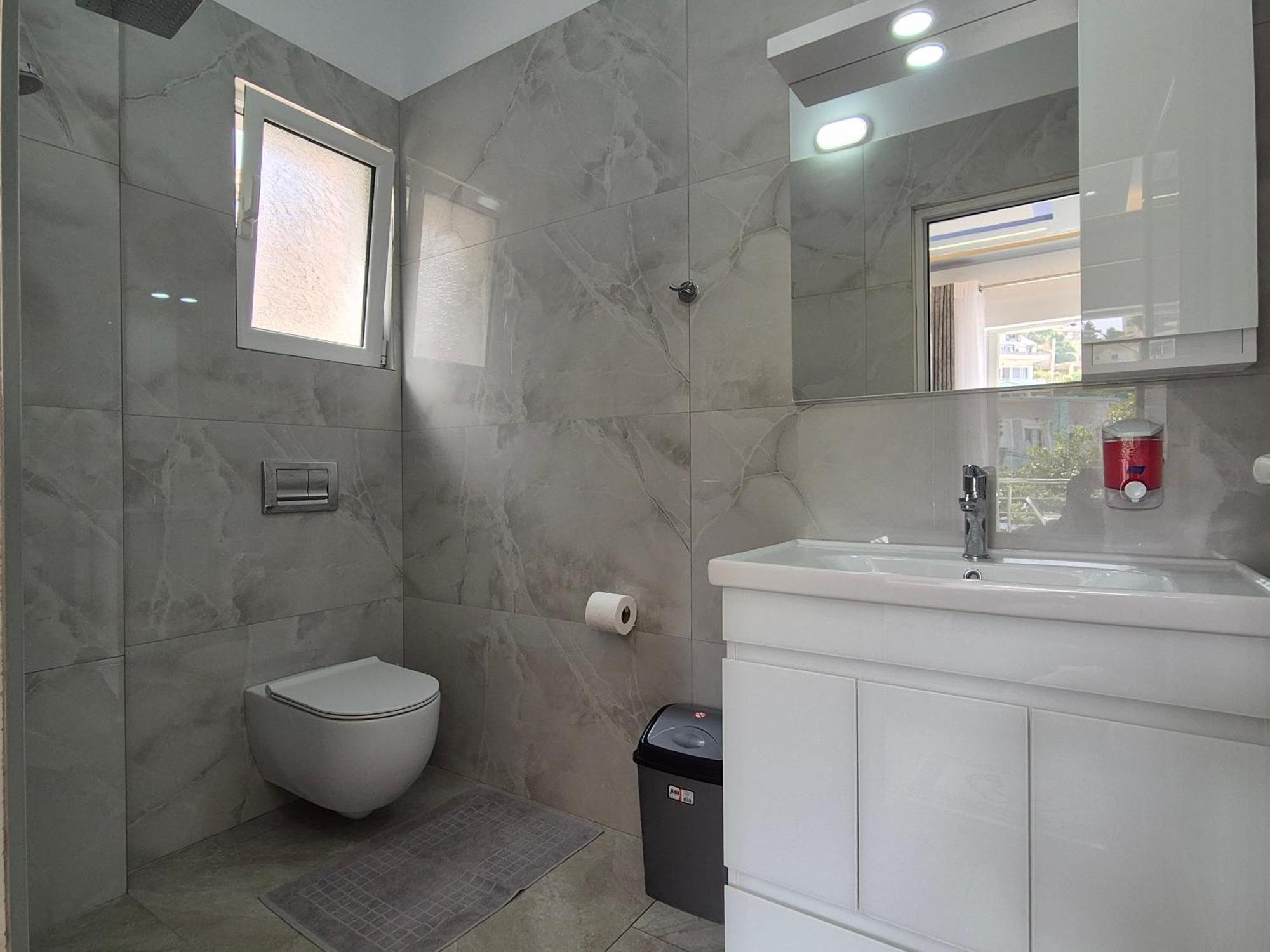 Vila Roxhest Sarandë 外观 照片