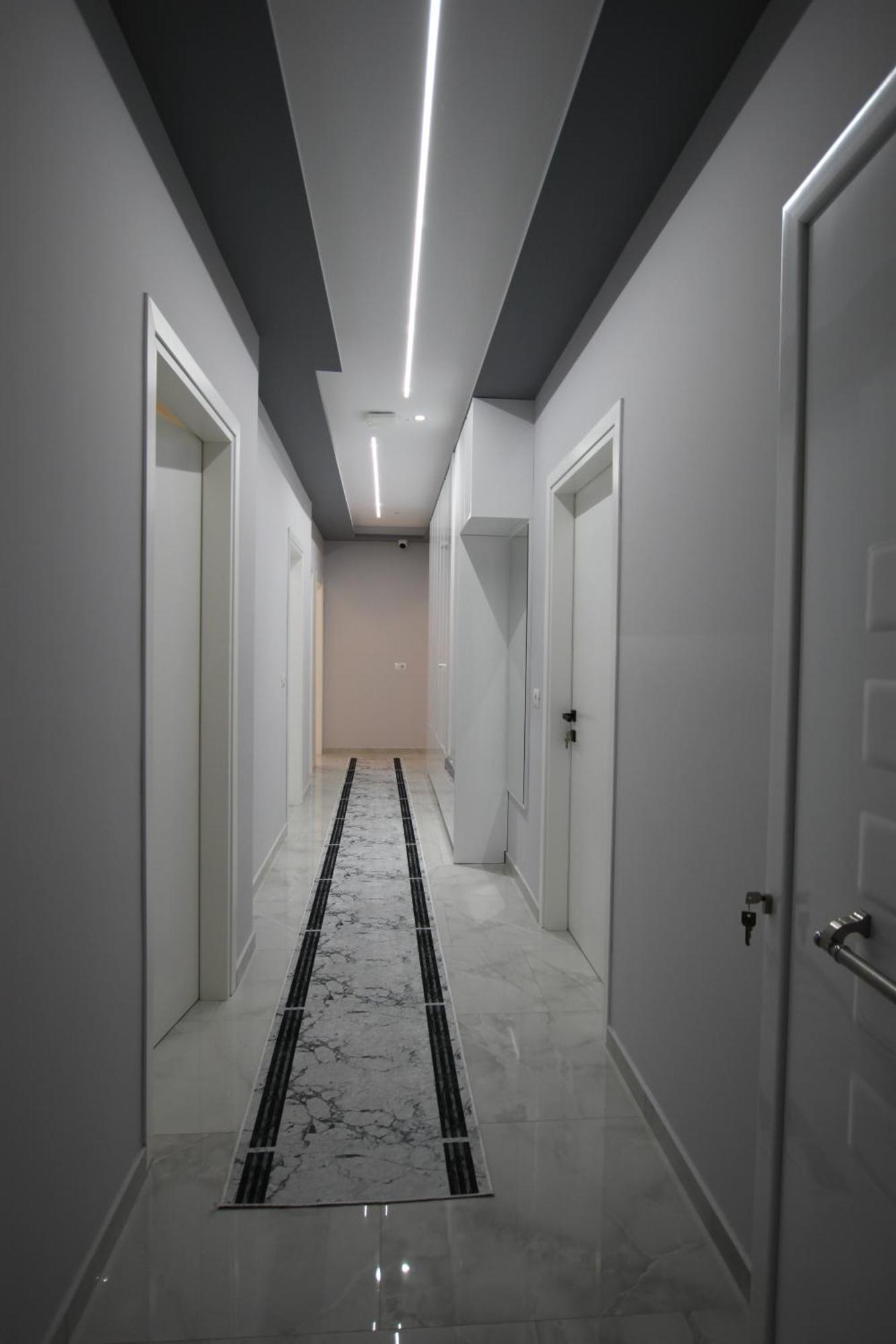 Vila Roxhest Sarandë 外观 照片