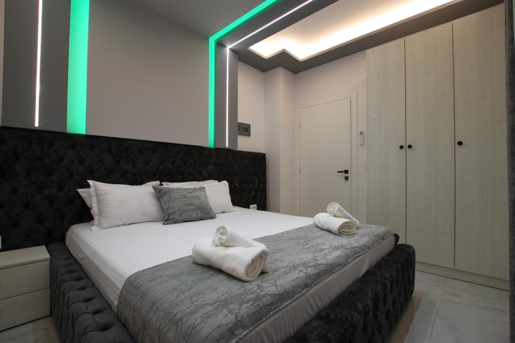 Vila Roxhest Sarandë 外观 照片