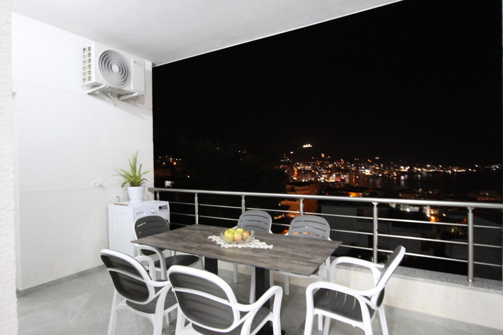 Vila Roxhest Sarandë 外观 照片